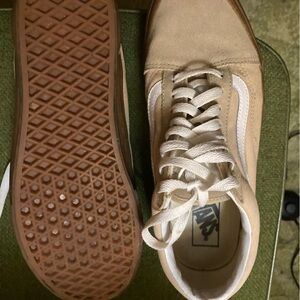 Van’s skate shoes size 8.5, tan and gum bottom